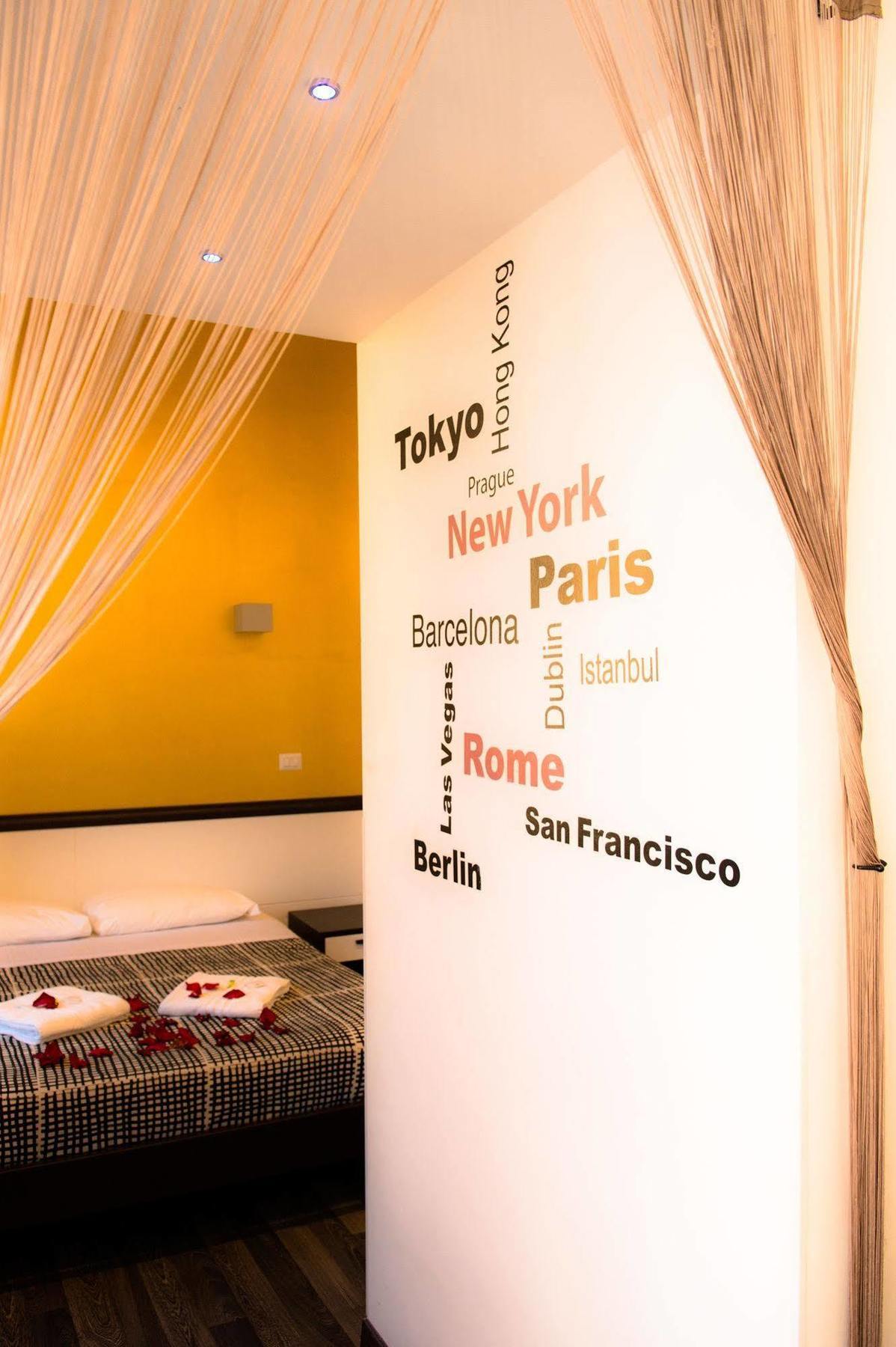 Chroma Exy - Chroma Italy Hotel ภายนอก รูปภาพ
